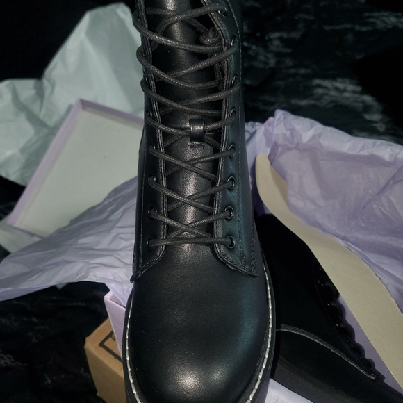 STEVE MADDEN COMBAT BOOTS - Picture 4 of 5